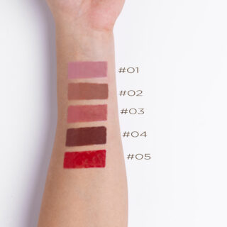 Alternative view of Scandal Gloss in Oil Serum