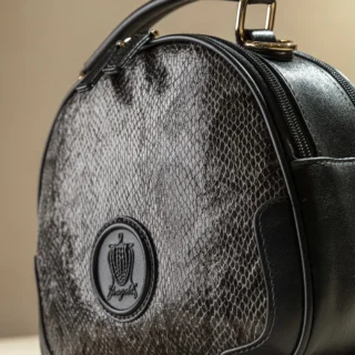 Alternative view of Ρετρό Βαλιτσάκι